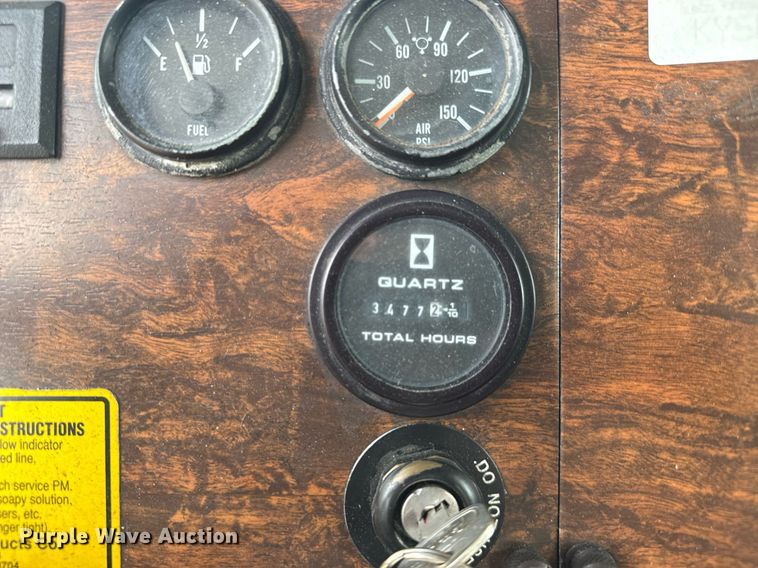 image for item EC3602 1997 Peterbilt 357 flatbed truck