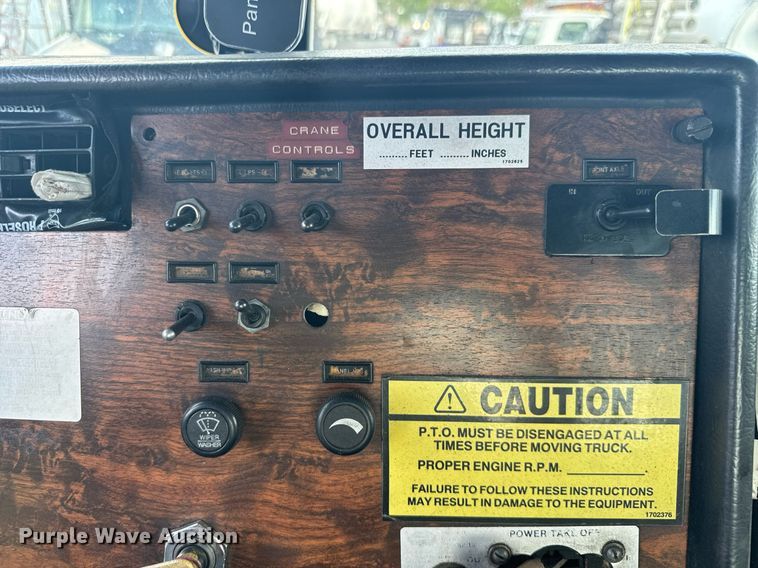 image for item EC3602 1997 Peterbilt 357 flatbed truck