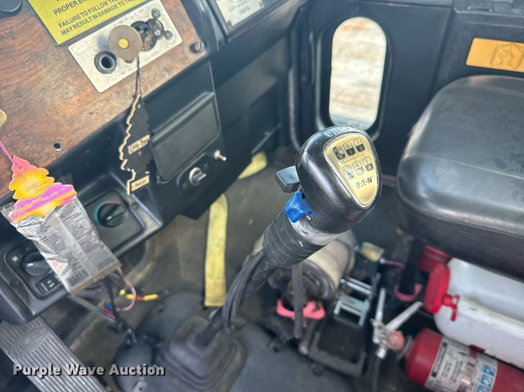 image for item EC3602 1997 Peterbilt 357 flatbed truck