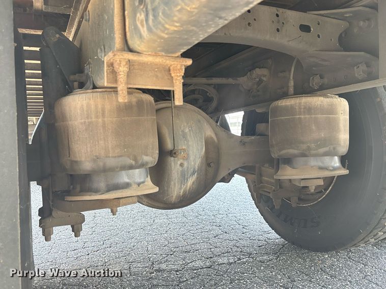 image for item EC3736 2012 Freightliner M2 box truck