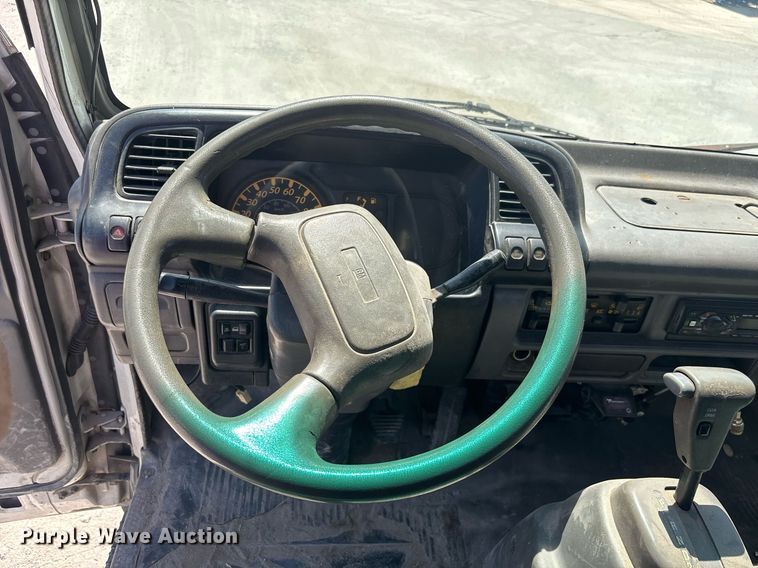 image for item EC3740 2005 GMC W4500 flatbed truck