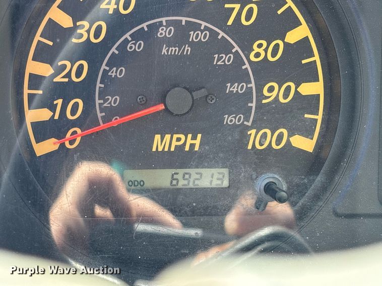 image for item EC3740 2005 GMC W4500 flatbed truck