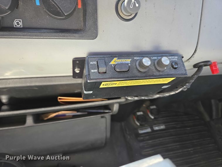 image for item EC4299 2000 Freightliner FL80 semi truck