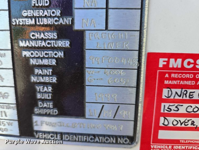 image for item EC4299 2000 Freightliner FL80 semi truck