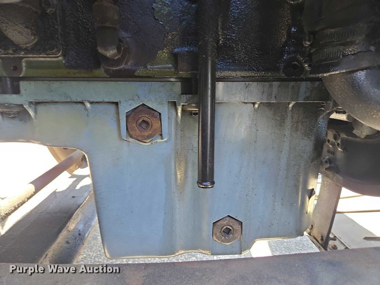 image for item EC4306 1999 Freightliner FLD120 semi truck