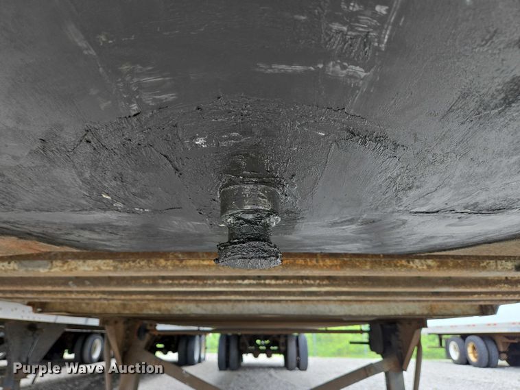 image for item EC4313 2004 Great Dane Trailers dry van trailer