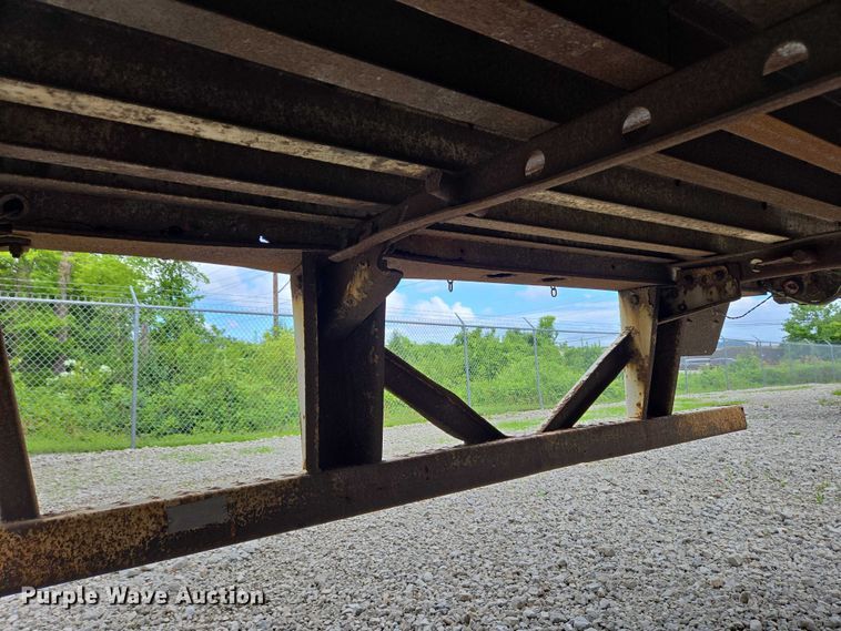 image for item EC4313 2004 Great Dane Trailers dry van trailer