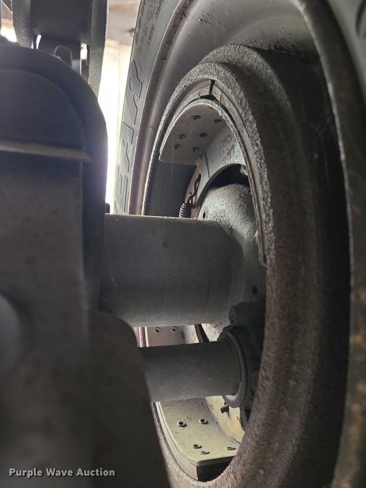 image for item EC4313 2004 Great Dane Trailers dry van trailer