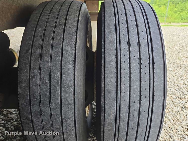 image for item EC4313 2004 Great Dane Trailers dry van trailer