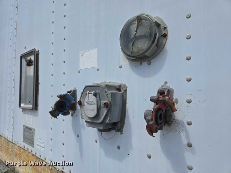 image for item EC4314 2001 Hyundai Translead Trailers dry van trailer