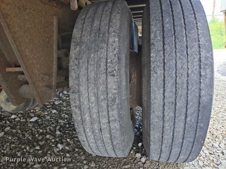 image for item EC4314 2001 Hyundai Translead Trailers dry van trailer