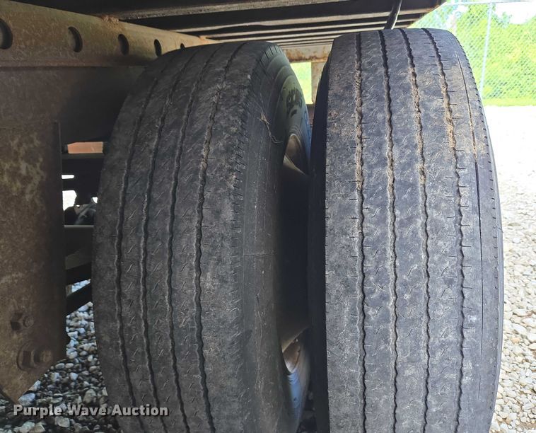 image for item EC4314 2001 Hyundai Translead Trailers dry van trailer