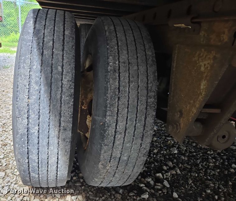 image for item EC4314 2001 Hyundai Translead Trailers dry van trailer