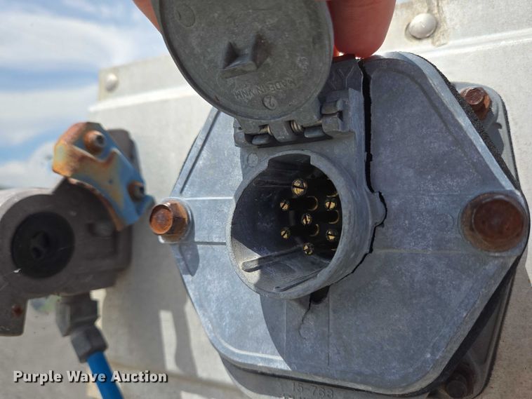 image for item EC4315 2001 Utility MFG S25 dry van trailer