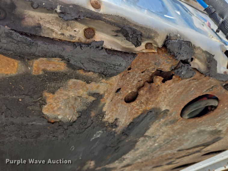 image for item EC4315 2001 Utility MFG S25 dry van trailer