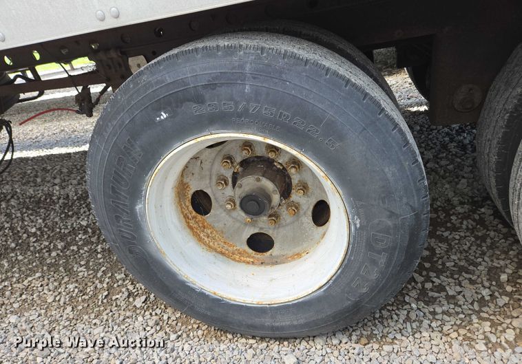 image for item EC4315 2001 Utility MFG S25 dry van trailer