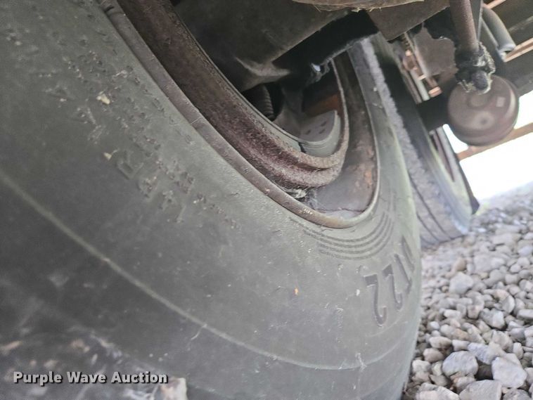 image for item EC4315 2001 Utility MFG S25 dry van trailer