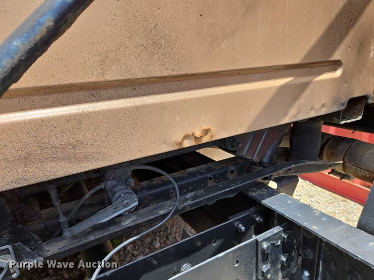 image for item EC4319 2006 Volvo Truck VNL semi truck