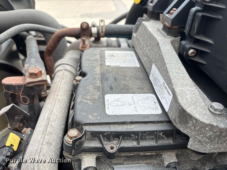 image for item EC4349 2018 Freightliner Cascadia 125 semi truck