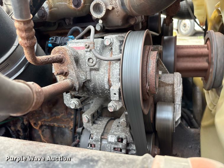 image for item EC4349 2018 Freightliner Cascadia 125 semi truck