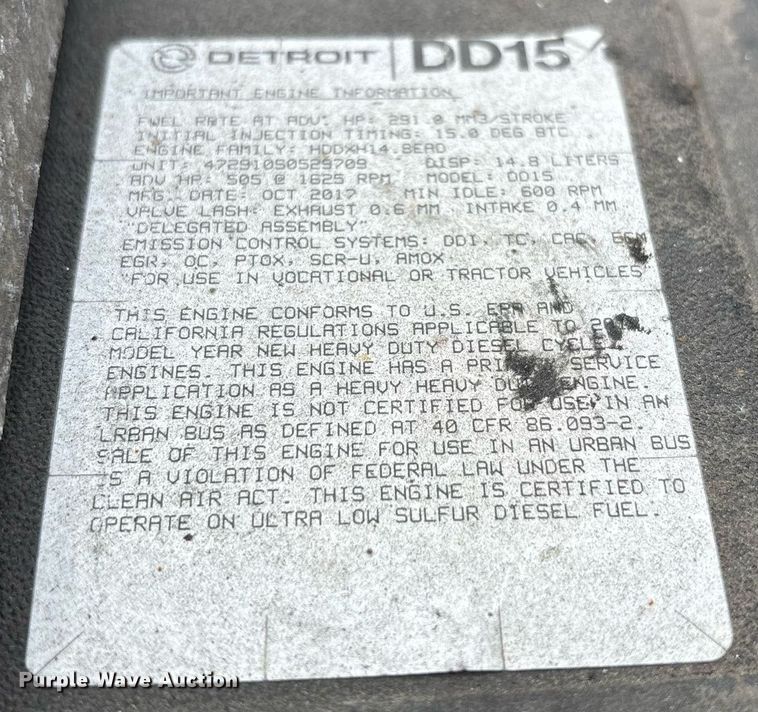 image for item EC4349 2018 Freightliner Cascadia 125 semi truck