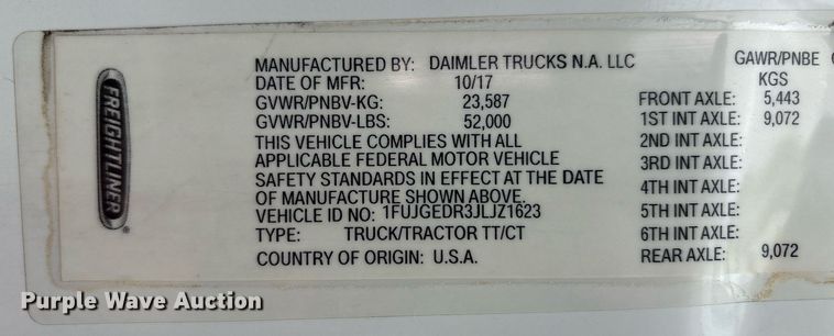 image for item EC4349 2018 Freightliner Cascadia 125 semi truck