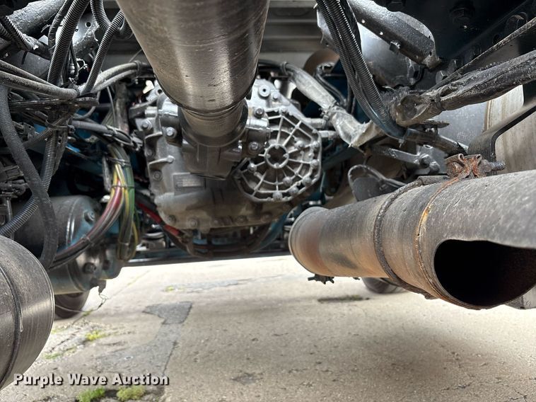 image for item EC4350 2019 Freightliner Cascadia 125 semi truck