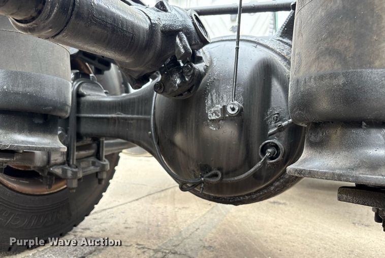 image for item EC4350 2019 Freightliner Cascadia 125 semi truck