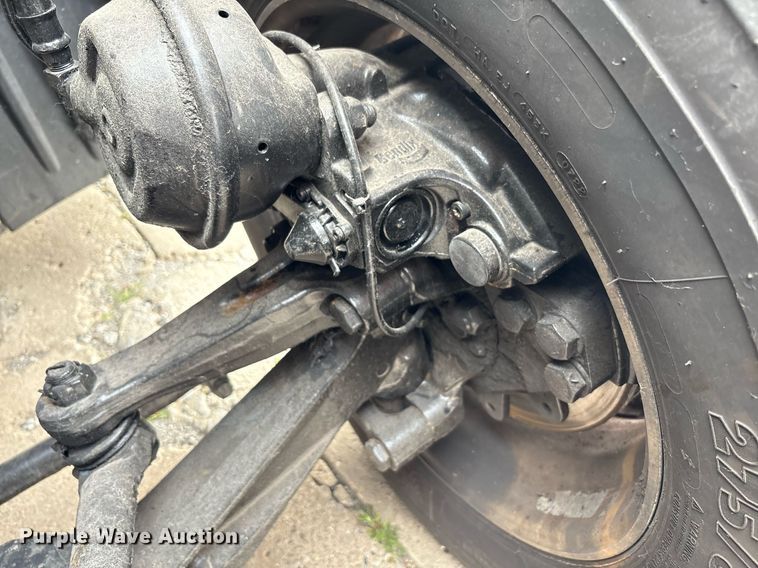 image for item EC4350 2019 Freightliner Cascadia 125 semi truck