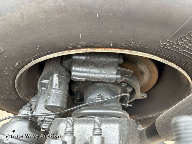 image for item EC4350 2019 Freightliner Cascadia 125 semi truck