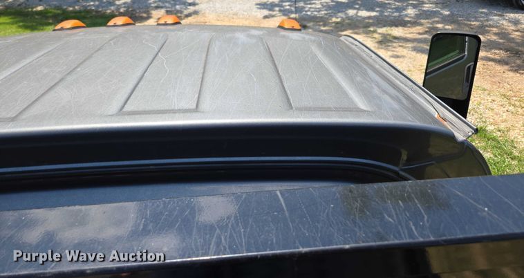 image for item ED2135 2006 Chevrolet C4500 flatbed truck