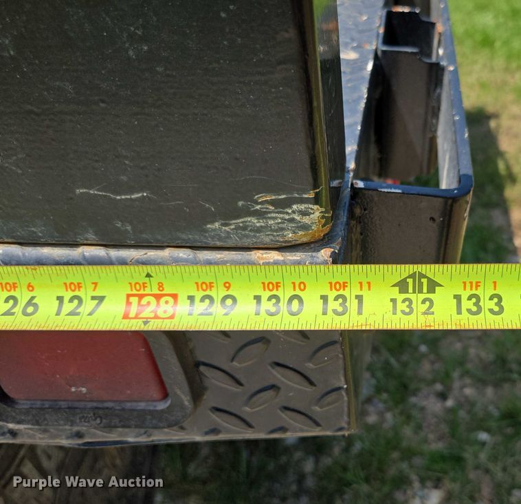 image for item ED2135 2006 Chevrolet C4500 flatbed truck