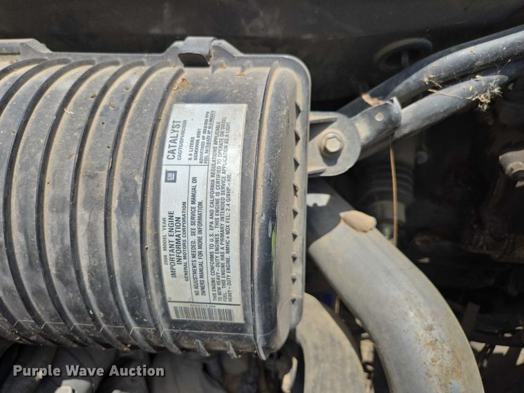 image for item ED2135 2006 Chevrolet C4500 flatbed truck