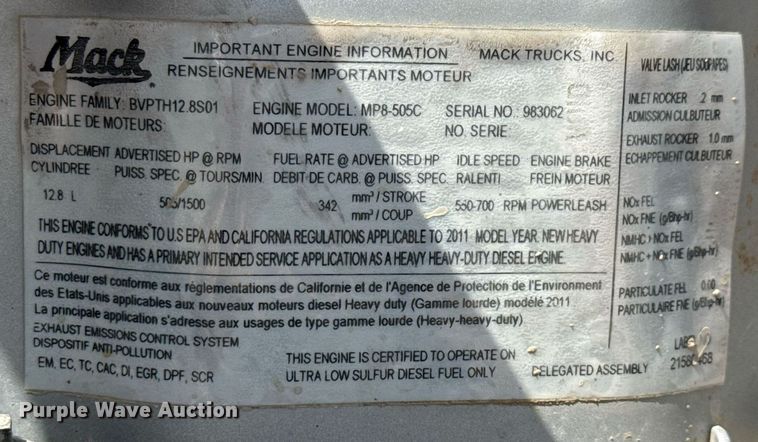 image for item ED5781 2012 Mack CHU613 semi truck