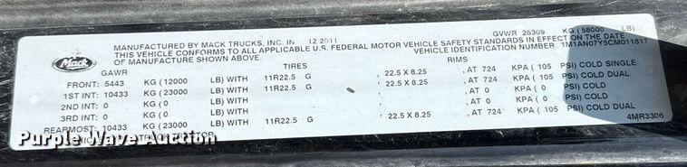 image for item ED5781 2012 Mack CHU613 semi truck