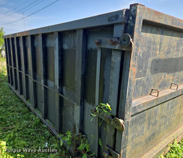 image for item EF1751 Roll-off container