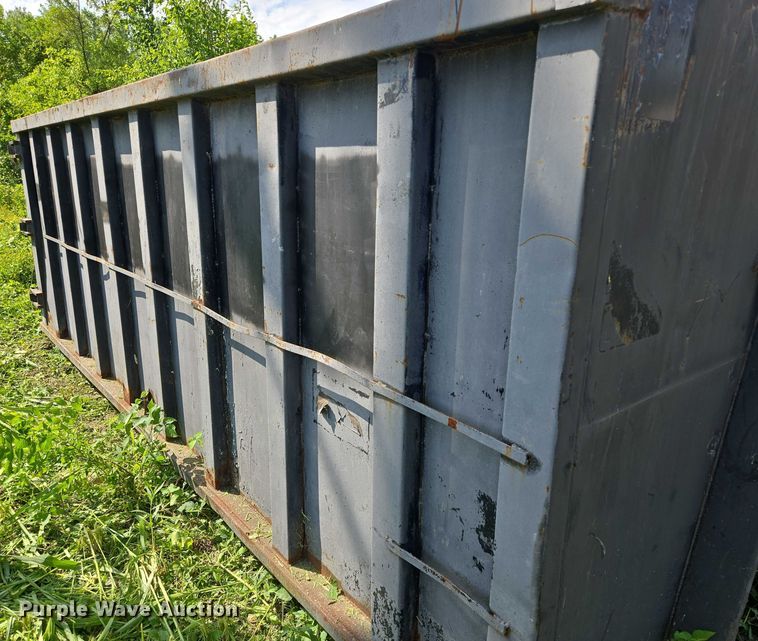 image for item EF1751 Roll-off container