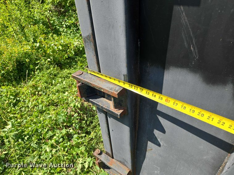 image for item EF1751 Roll-off container