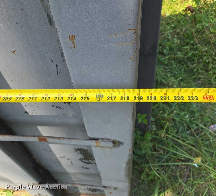 image for item EF1751 Roll-off container