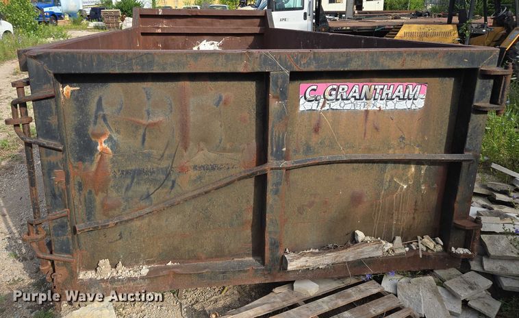 image for item EF1752 Roll-off container