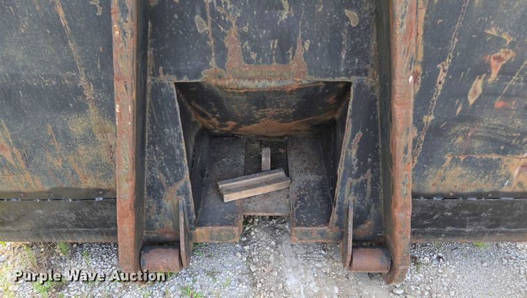 image for item EF1752 Roll-off container