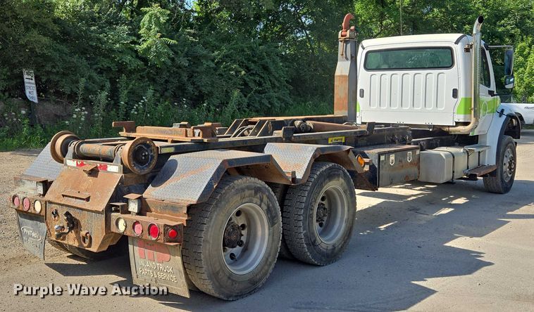 image for item EF1753 2007 Freightliner M2 hook lift truck