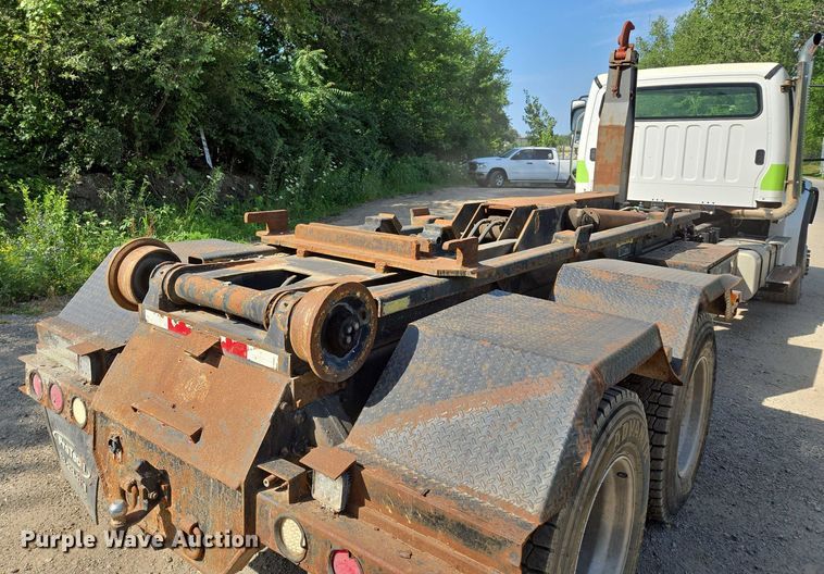 image for item EF1753 2007 Freightliner M2 hook lift truck