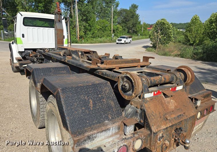 image for item EF1753 2007 Freightliner M2 hook lift truck