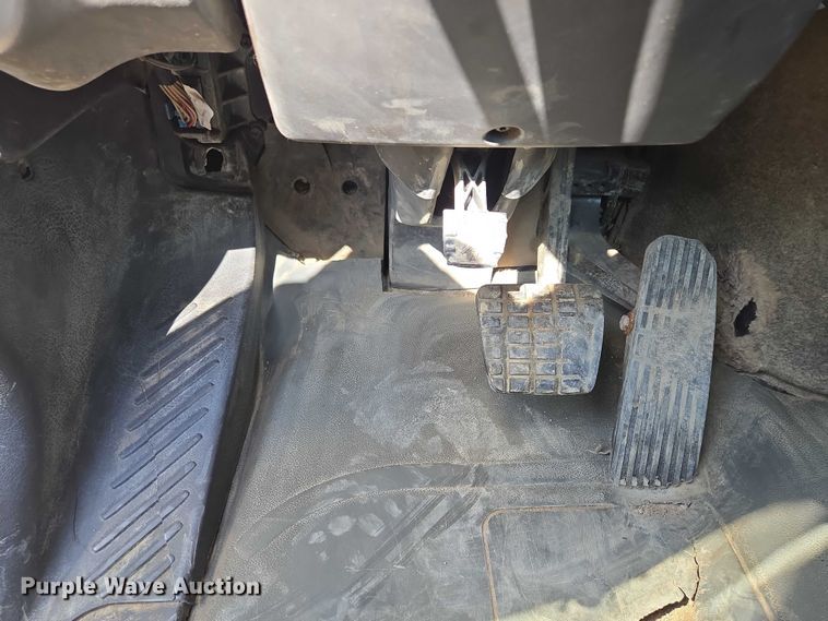 image for item EF1753 2007 Freightliner M2 hook lift truck