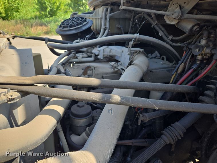 image for item EF1753 2007 Freightliner M2 hook lift truck