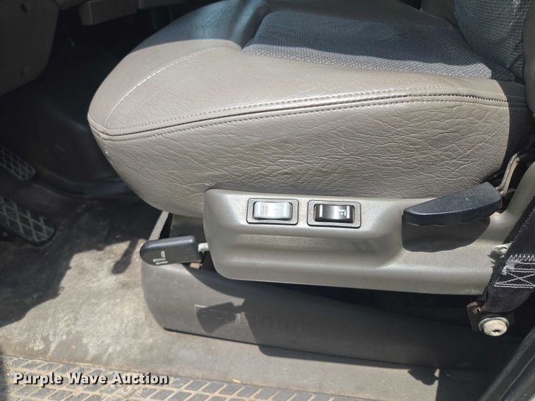 image for item EF1781 2006 Sterling A9500 semi truck