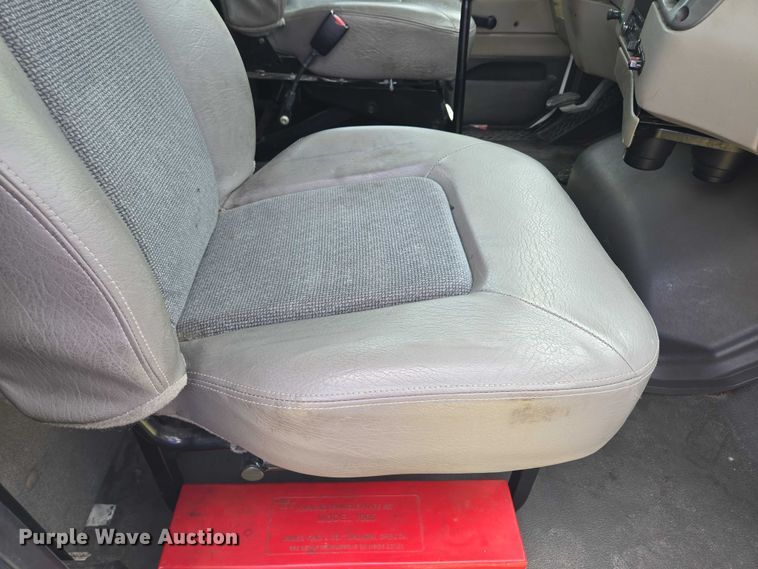 image for item EF1781 2006 Sterling A9500 semi truck