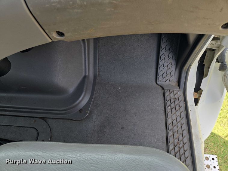 image for item EF1781 2006 Sterling A9500 semi truck