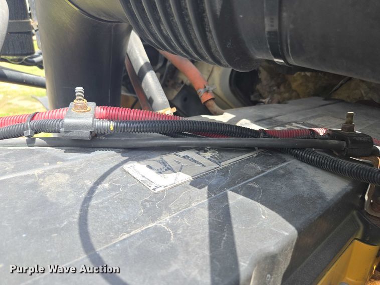 image for item EF1781 2006 Sterling A9500 semi truck